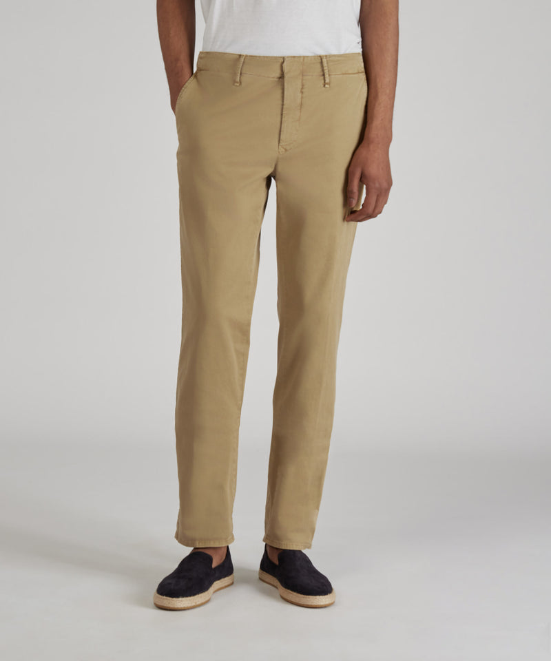 Slowear Pantalone slim fit in gabardina stretch certificata Sottocosto