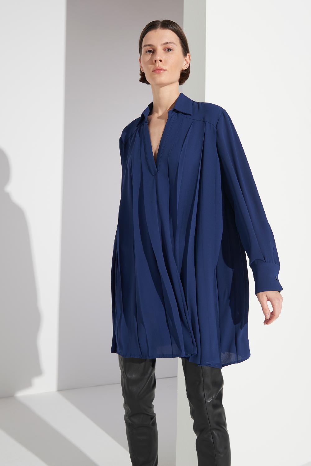 Soallure ABITO CORTO PLISSÉ CON COLLO A CAMICIA 2025