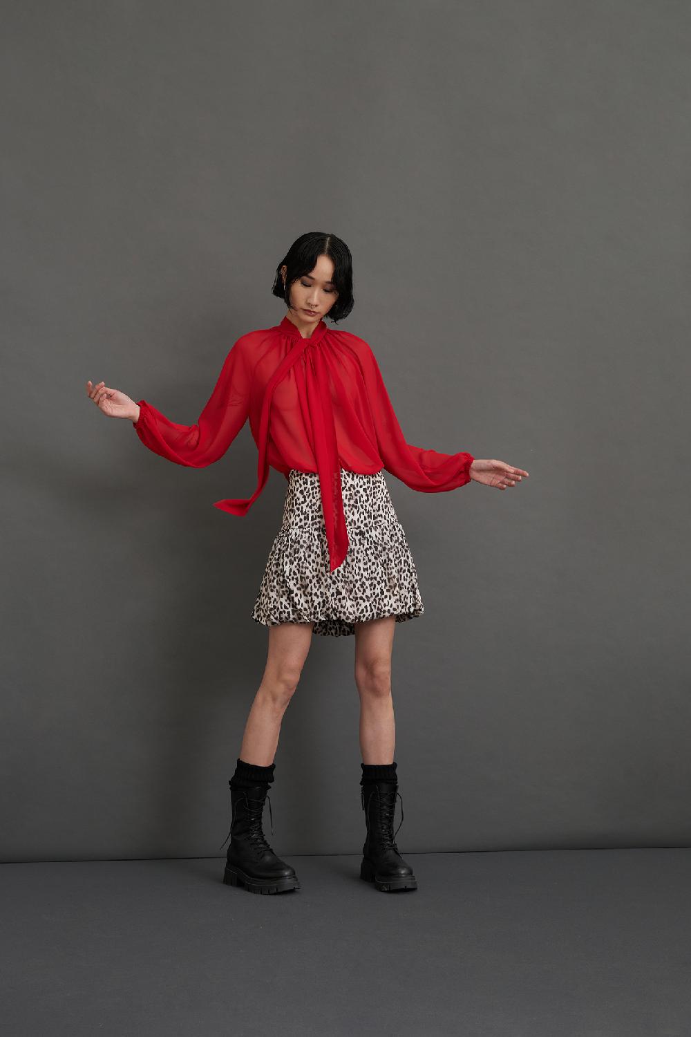 Soallure BLUSA CON COLLO A SCIARPA E MANICHE LUNGHE Sottocosto