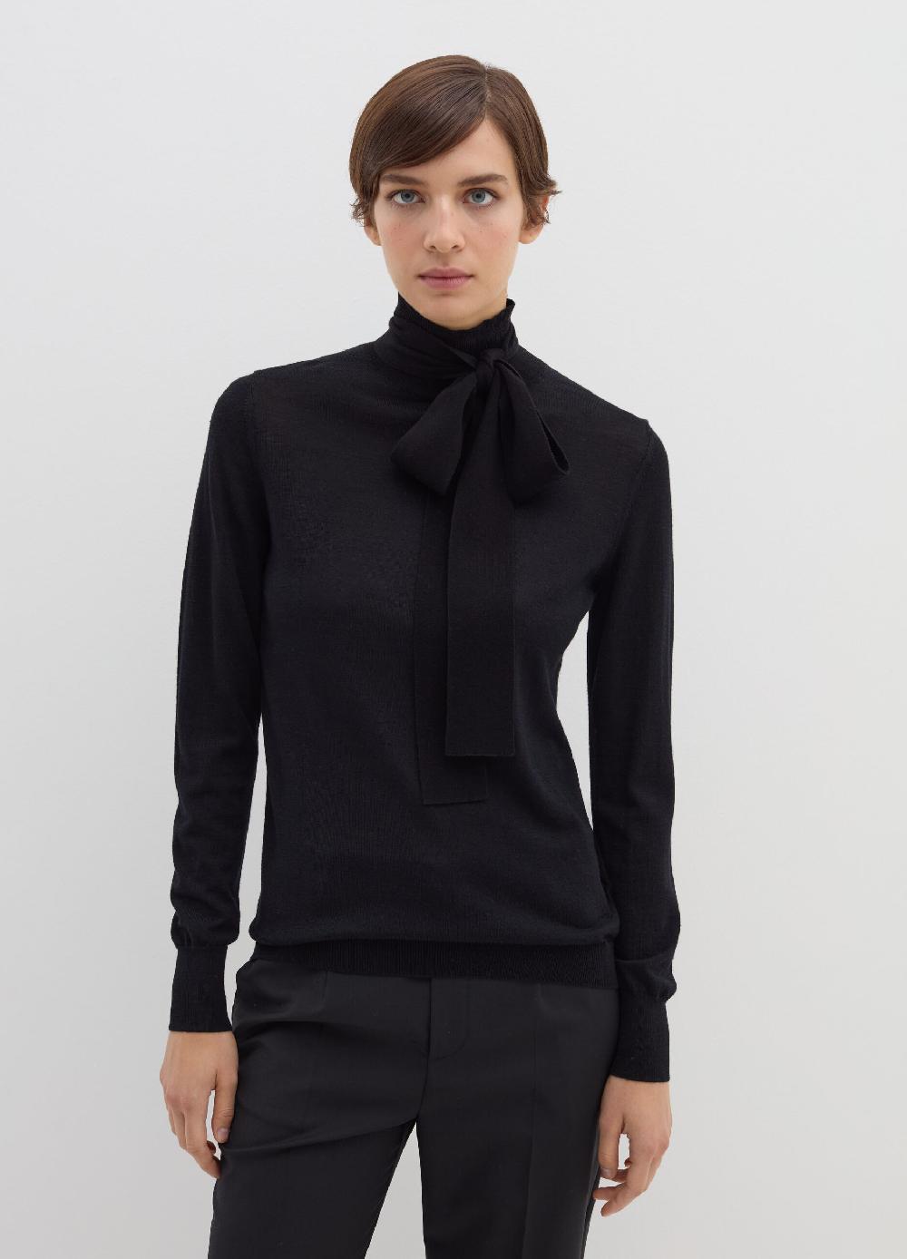 Stefanel Maglia a collo alto con foulard Promozione