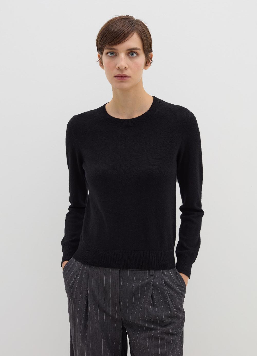 Stefanel Maglia in lana cardata con maniche lunghe Consegna Veloce