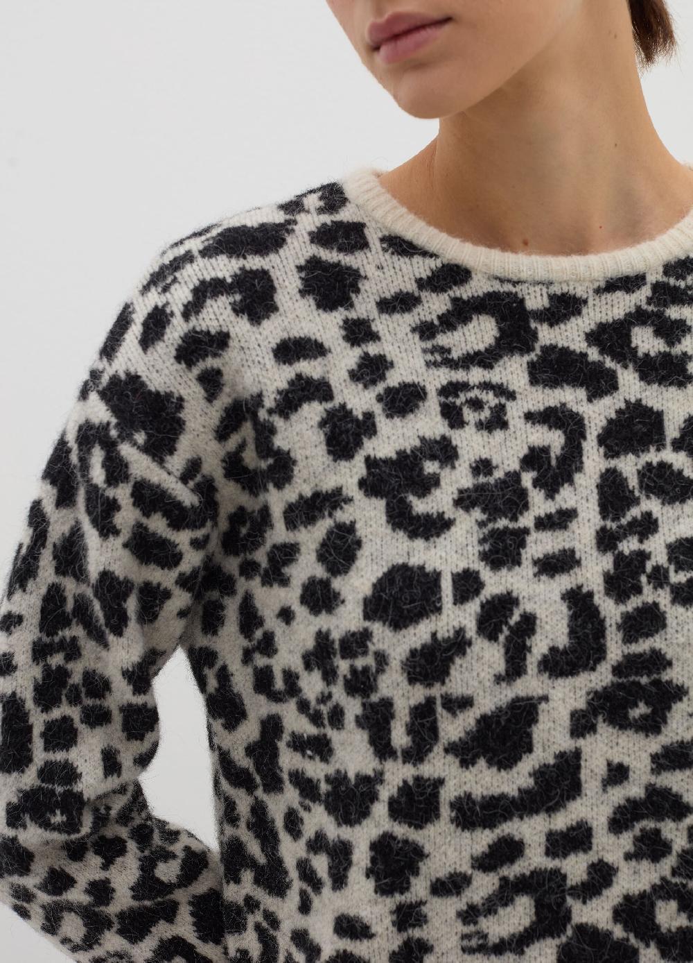 Stefanel Pullover con disegno jacquard animalier Convenienza