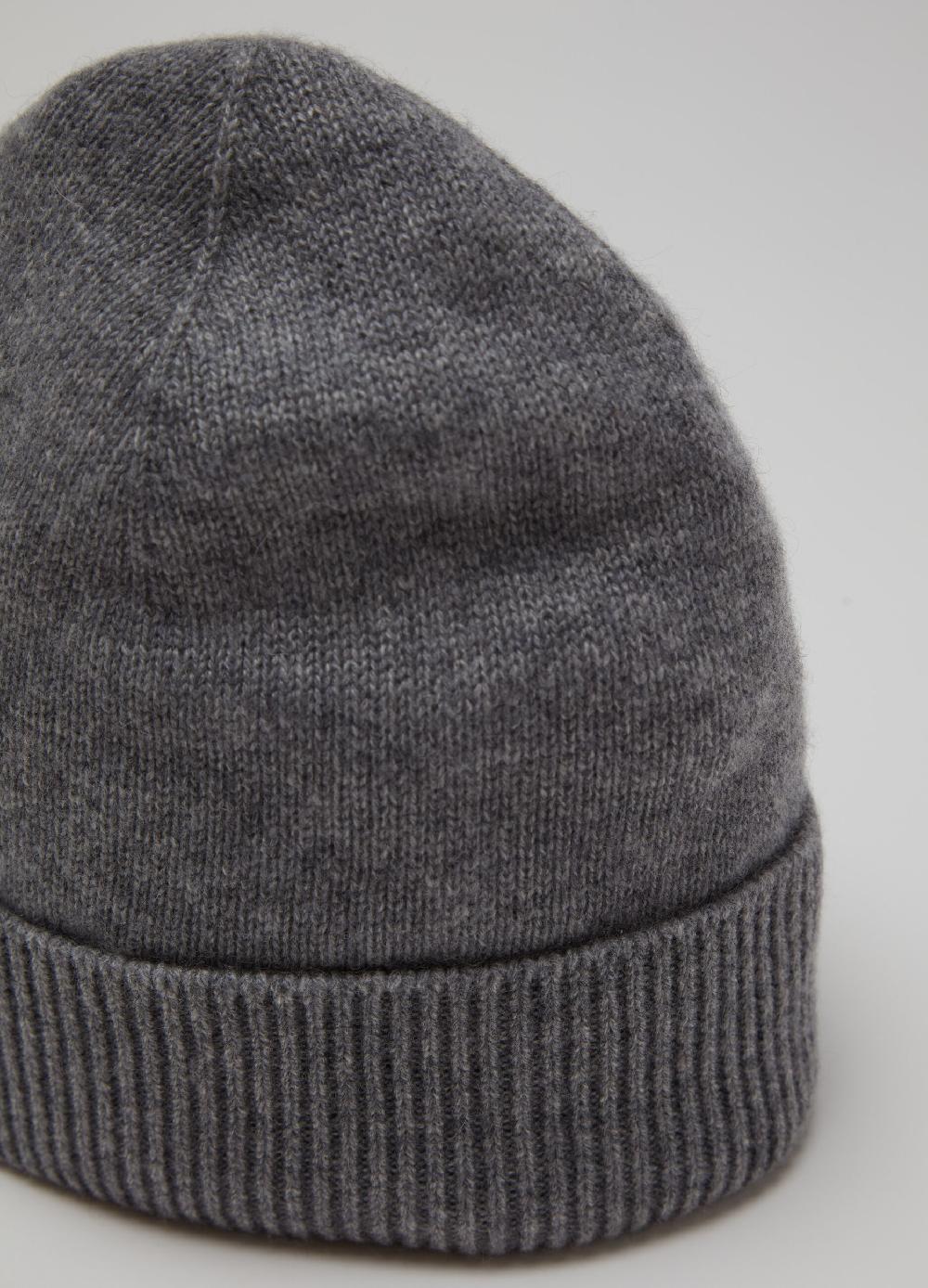 Stefanel Berretto in cashmere con risvolto Soddisfazione Garantita