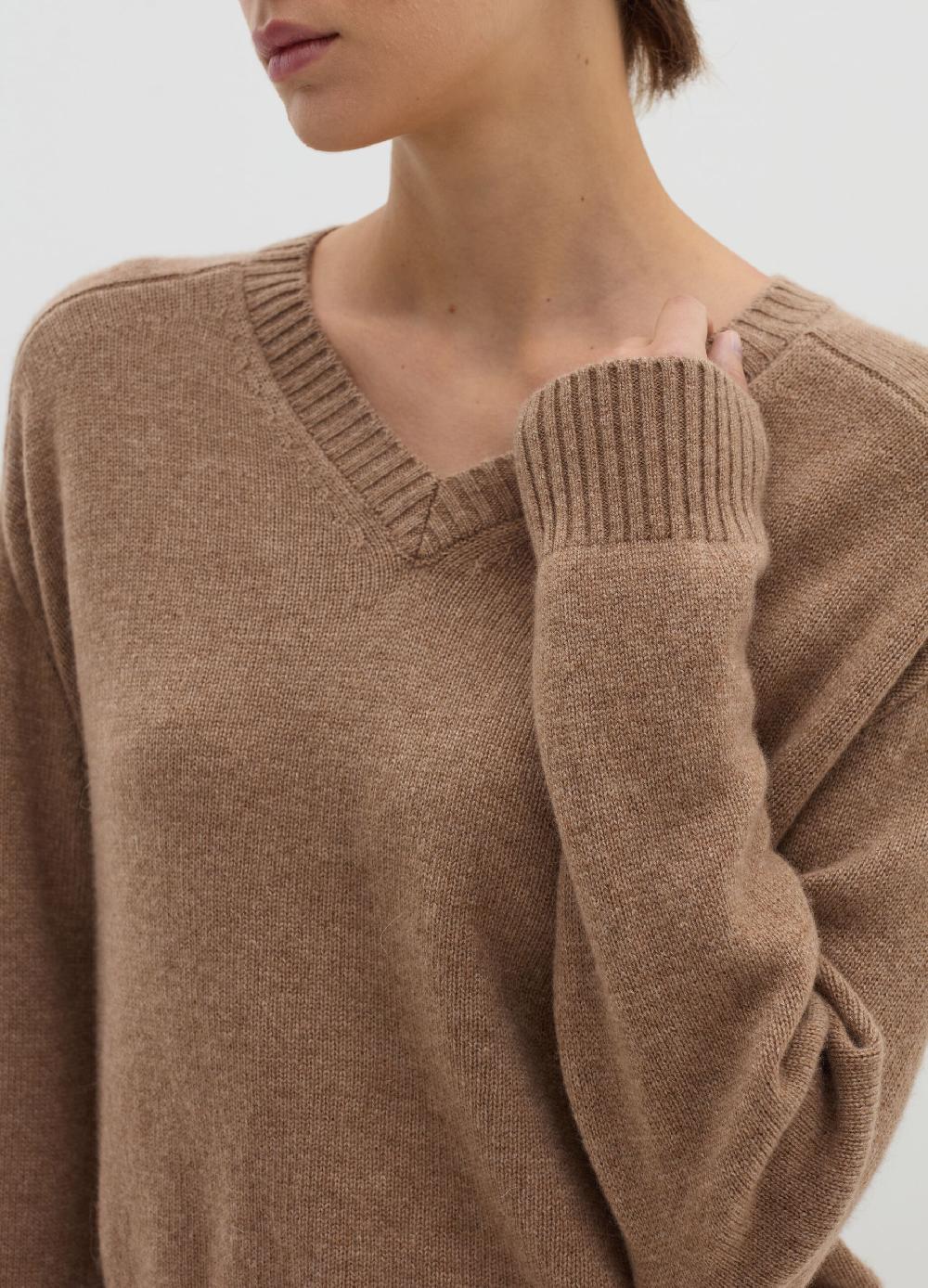 Stefanel Pullover in cashmere con scollo a V In Linea