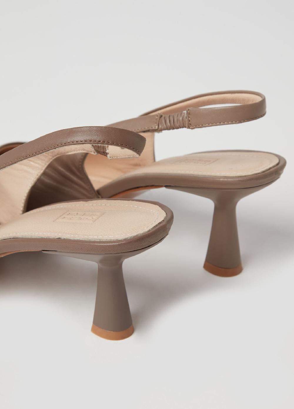 Stefanel Slingback a punta in pelle Economico