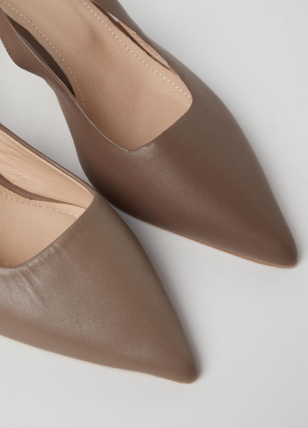 Stefanel Slingback a punta in pelle Economico