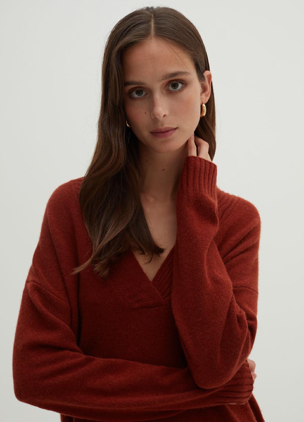 Stefanel Pullover in cashmere con scollo a V Pezzi Unici