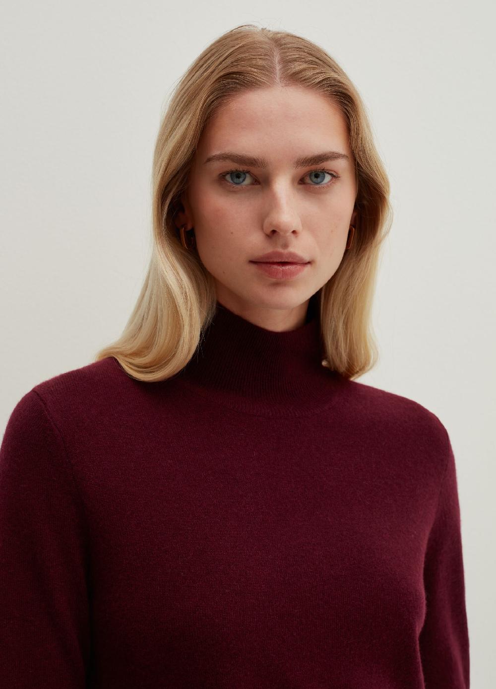 Stefanel Pullover in cashmere a collo alto Acquista Ora