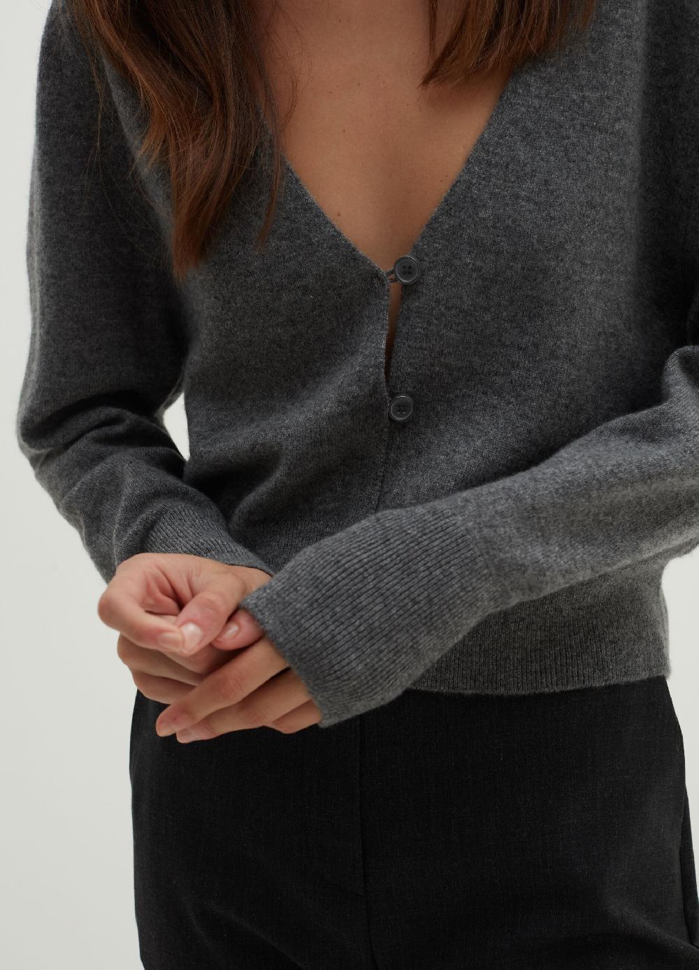 Stefanel Cardigan in cashmere con scollo a V Novità