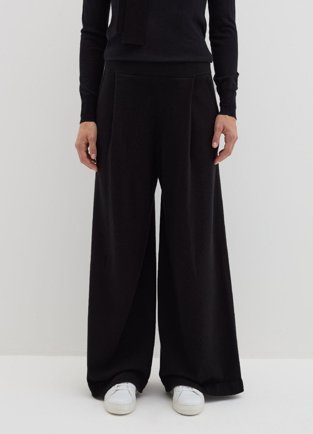 Stefanel Pantalone palazzo con pinces Offerta