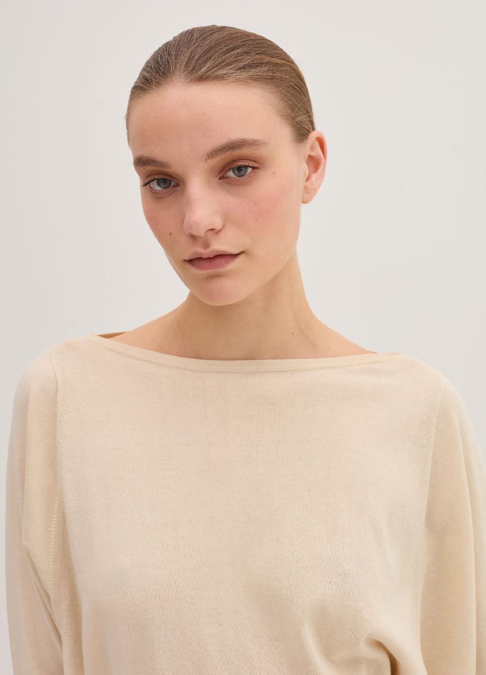 Stefanel Maglia crop in crêpe con inserto in mesh Offerte