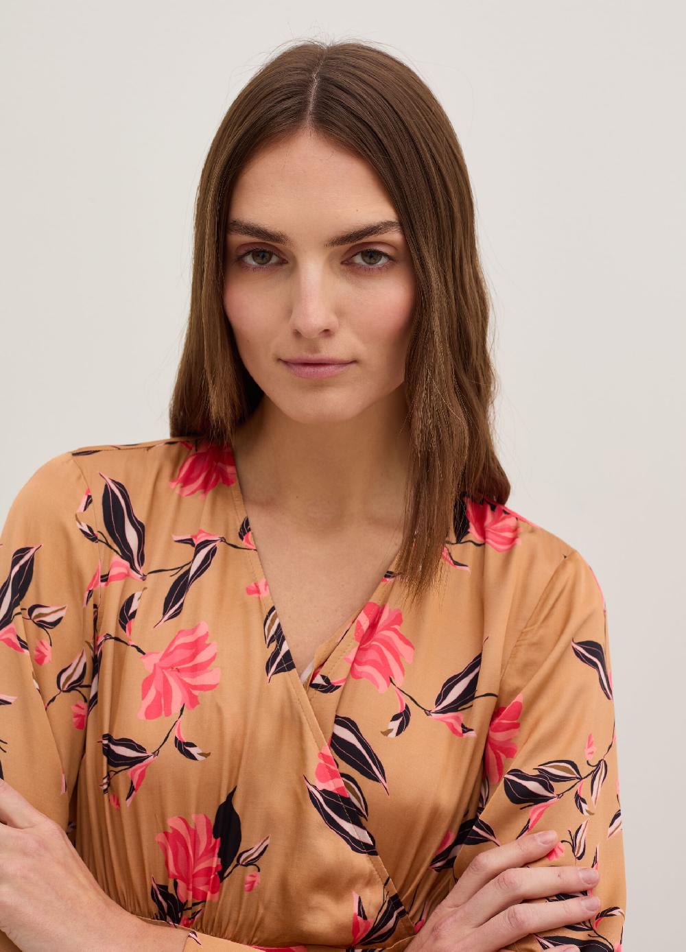 Stefanel Vestito lungo in satin stampa floreale Consegna Veloce