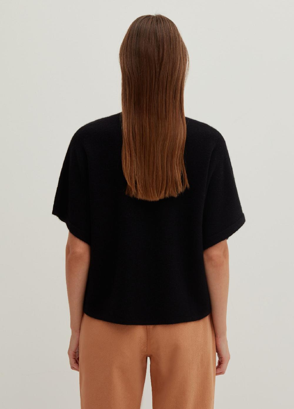 Stefanel Maglia in cashmere mock neck Ritorno libero
