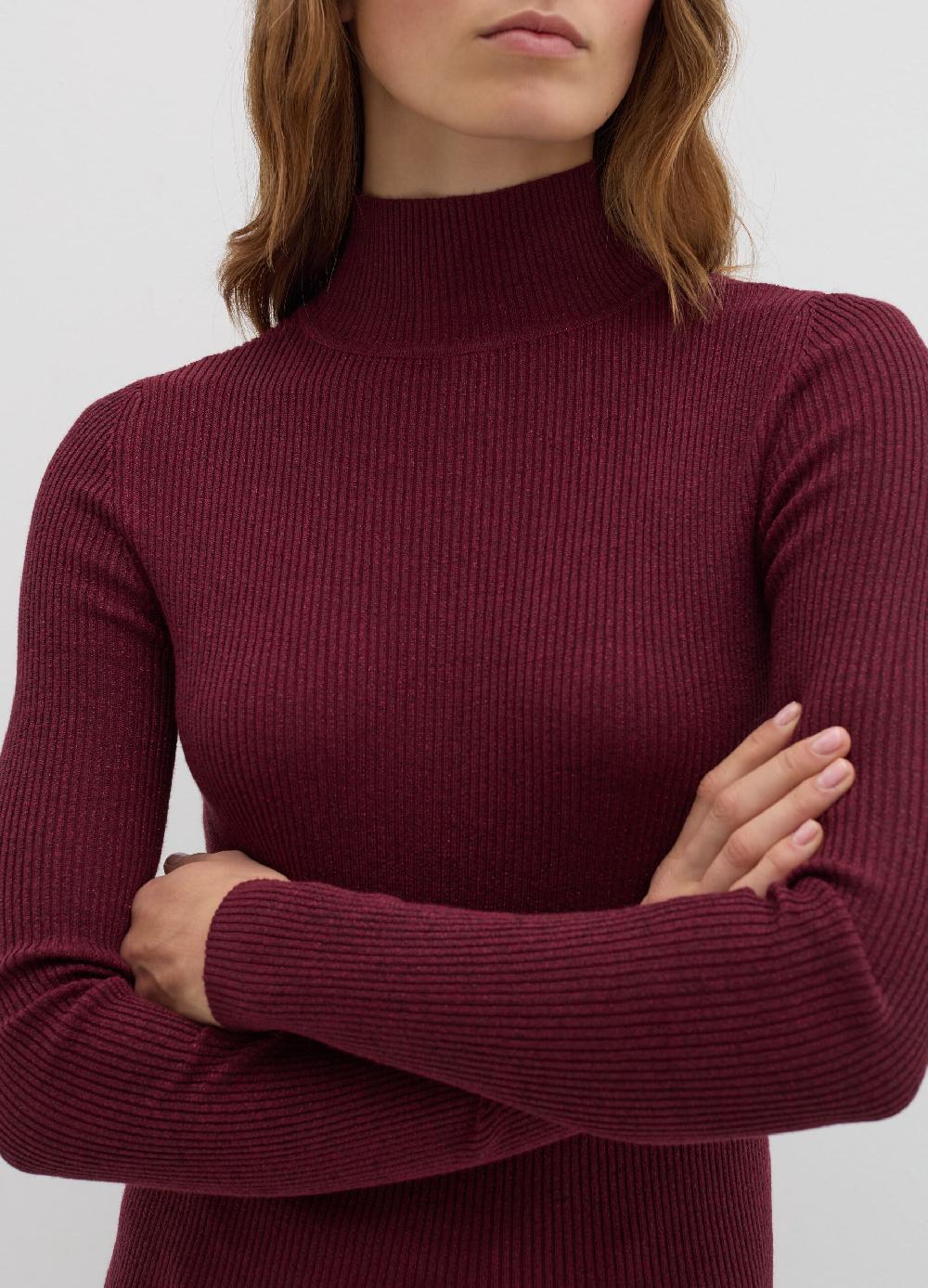 Stefanel T-shirt in lurex a costine con collo alto Enormi sconti