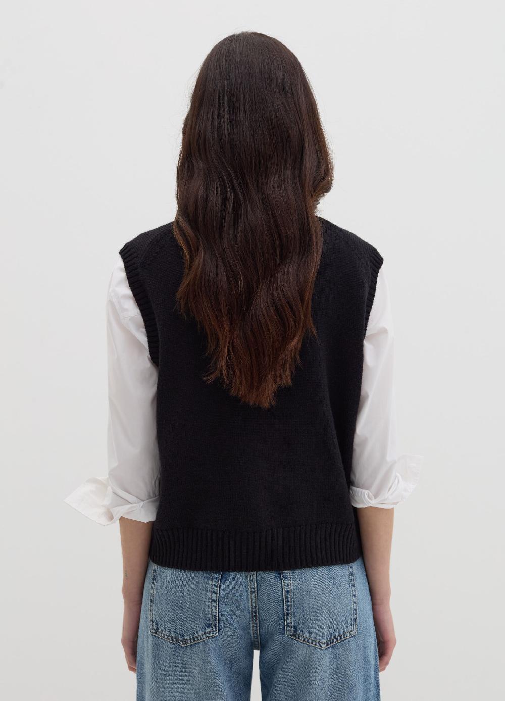 Stefanel Gilet chiuso con disegno jacquard 50% di sconto per tempo limitato