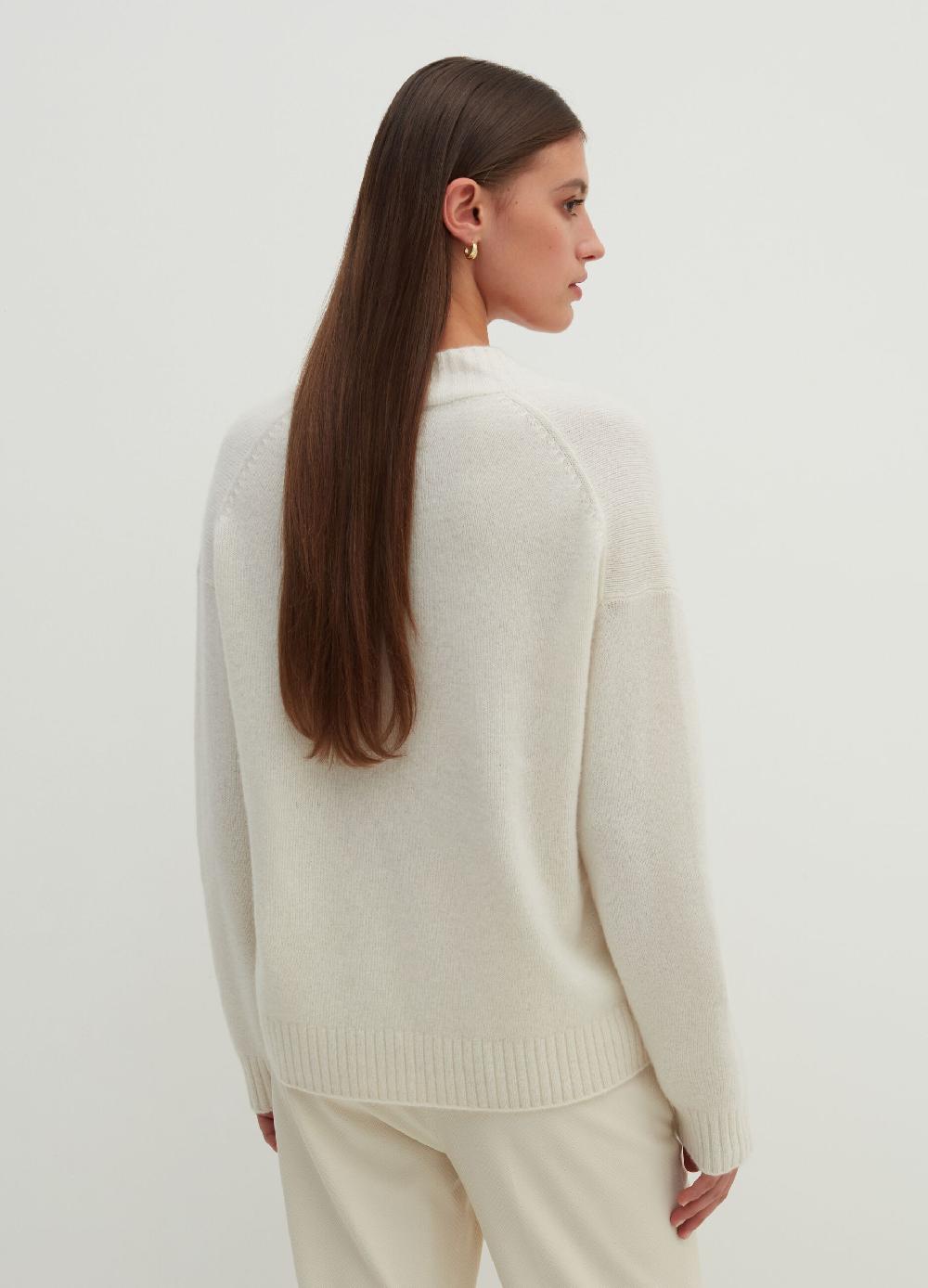 Stefanel Pullover in cashmere con scollo a V Promozione