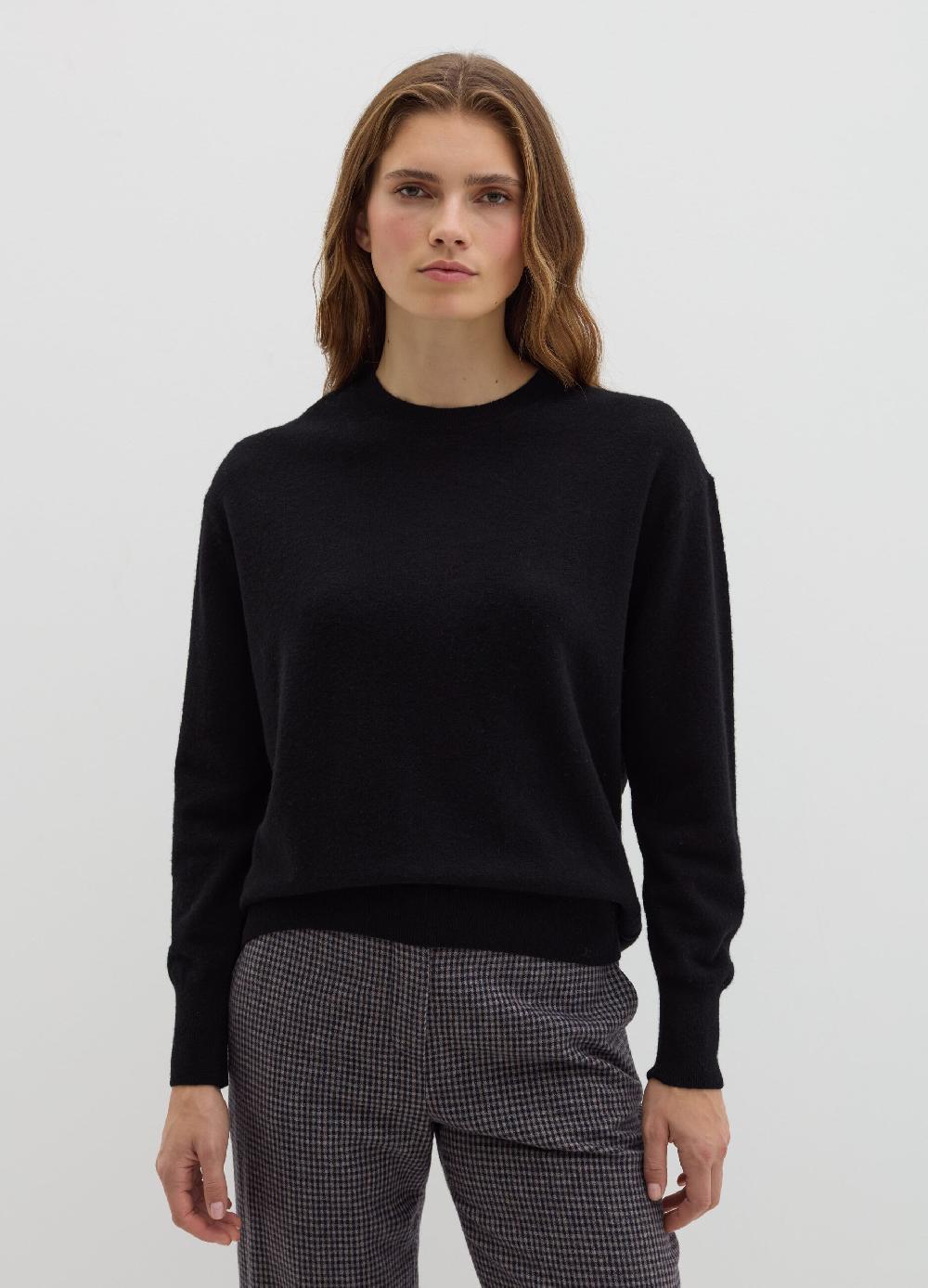Stefanel Pullover girocollo in lana cardata Grandi sconti