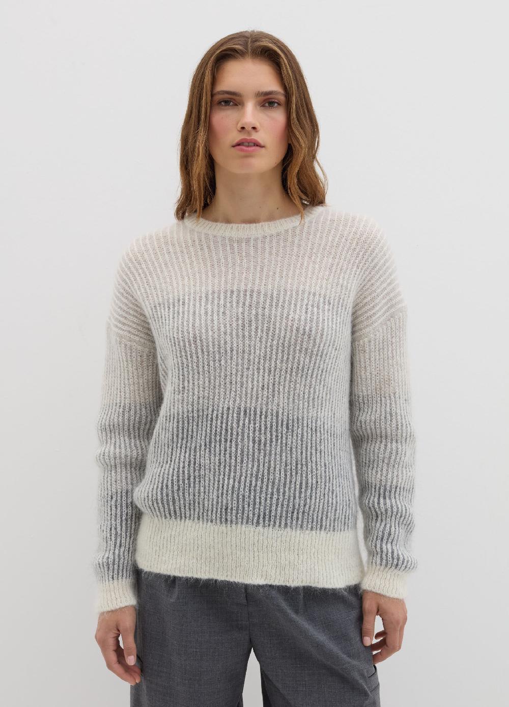 Stefanel Pullover a riga vanise Bestseller