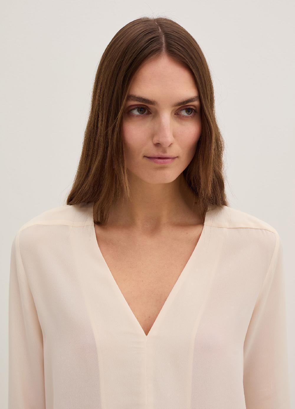 Stefanel Blusa in crêpe de chine con scollo a V Grande vendita