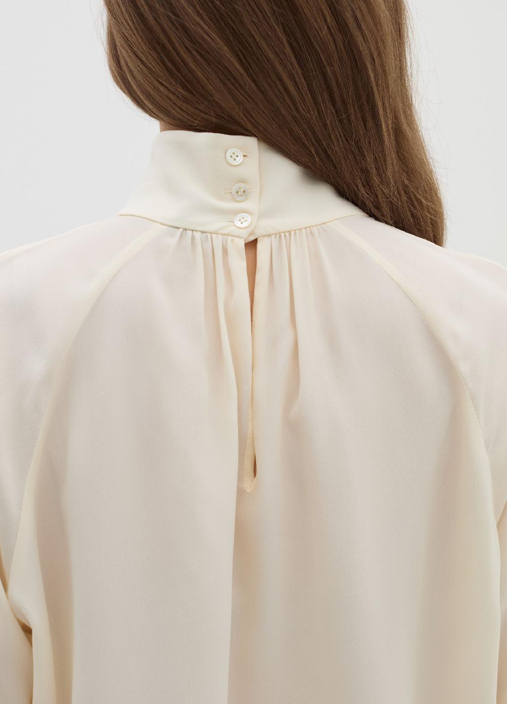 Stefanel Blusa a collo alto in viscosa e seta Smaltimento dello stoccaggio