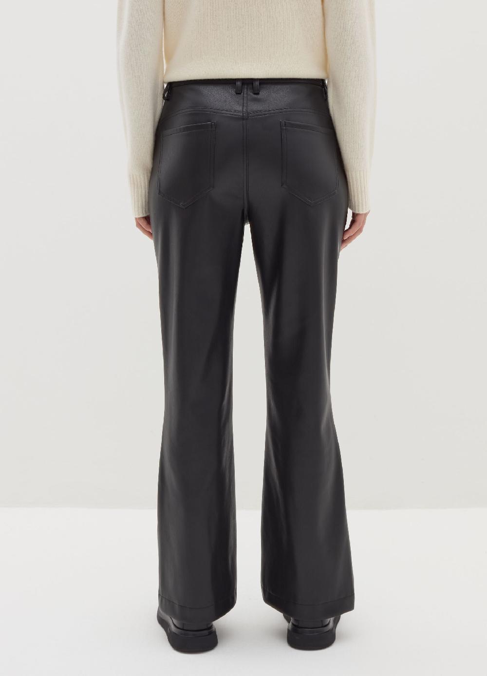 Stefanel Pantalone straight fit effetto lucido Offerta temporanea
