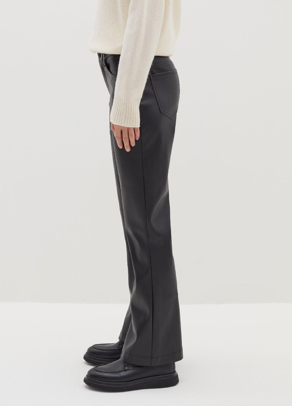 Stefanel Pantalone straight fit effetto lucido Offerta temporanea