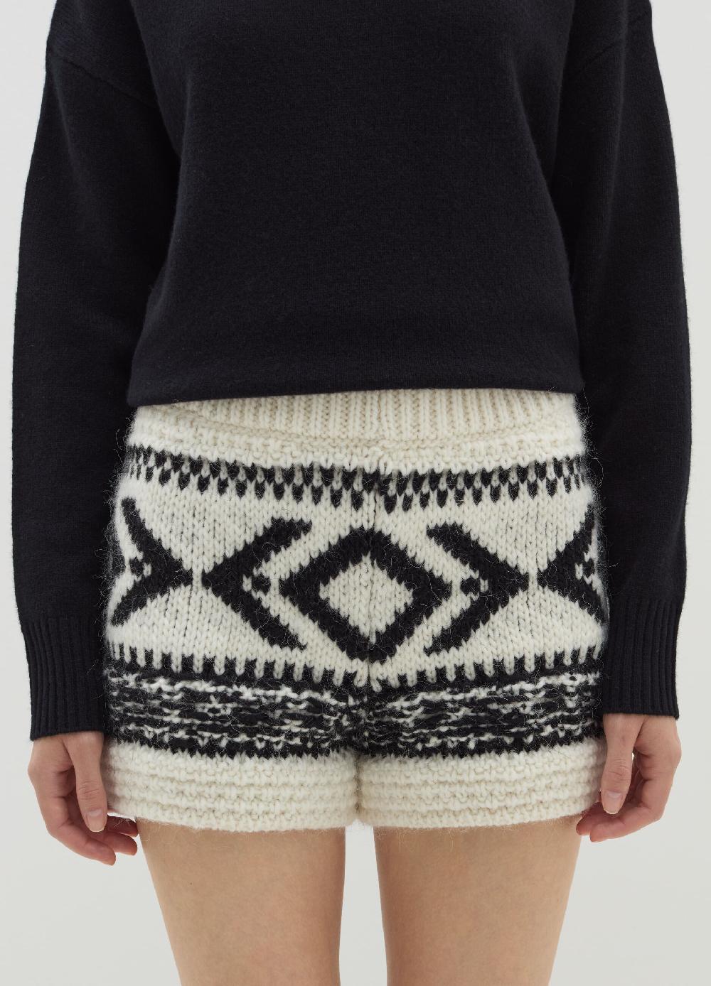 Stefanel Shorts in stoppino con motivo jacquard Offerte esclusive