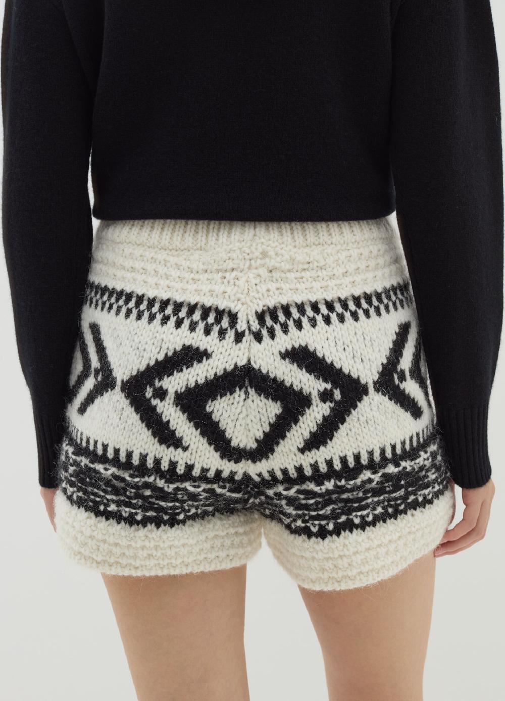 Stefanel Shorts in stoppino con motivo jacquard Offerte esclusive