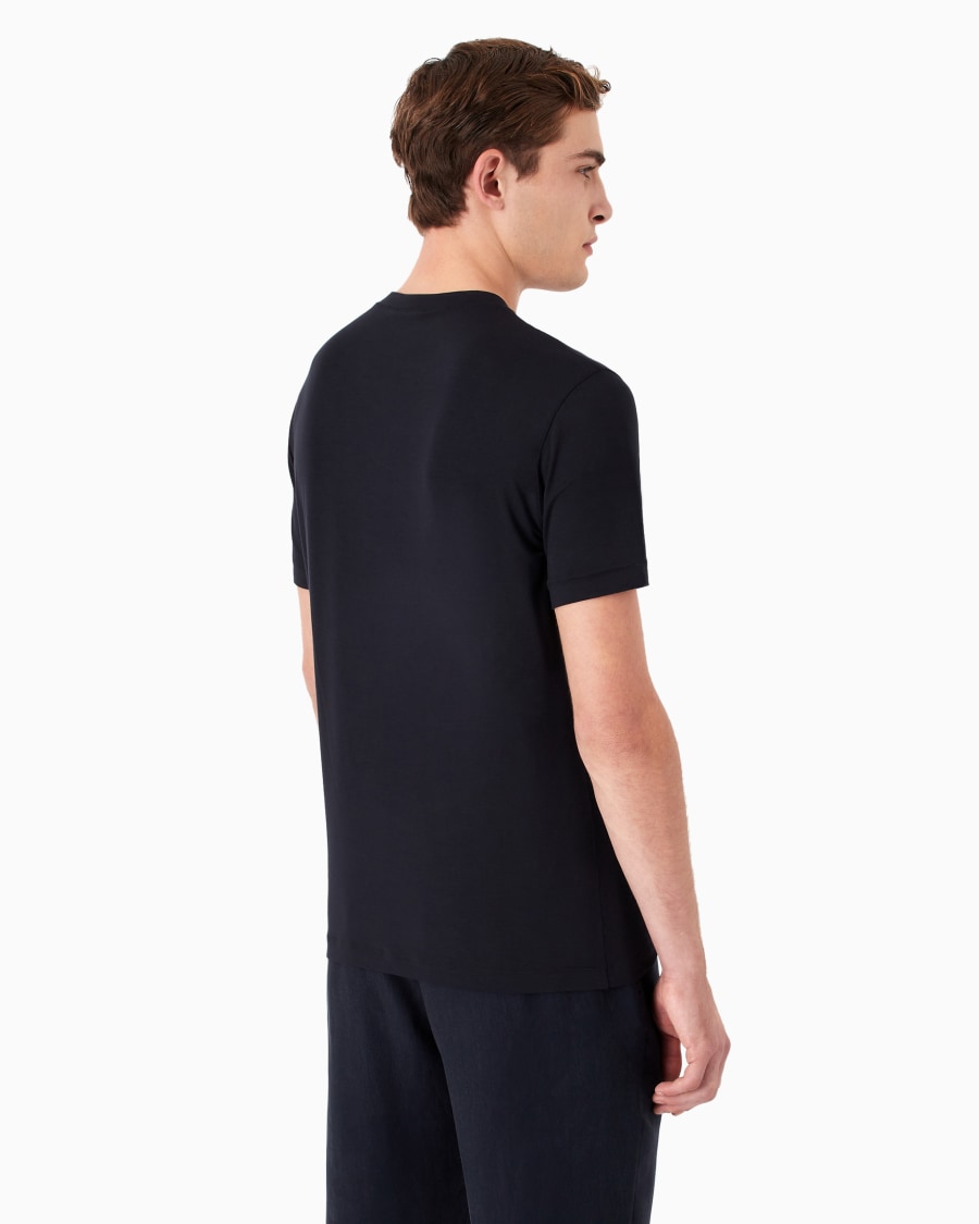The world of armani T-SHIRT CON SCOLLO A V ICON IN JERSEY DI VISCOSA STRETCH Economico