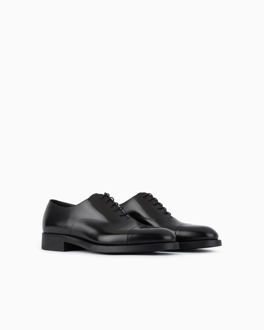 The world of armani OXFORD IN PELLE SFUMATA In Saldo