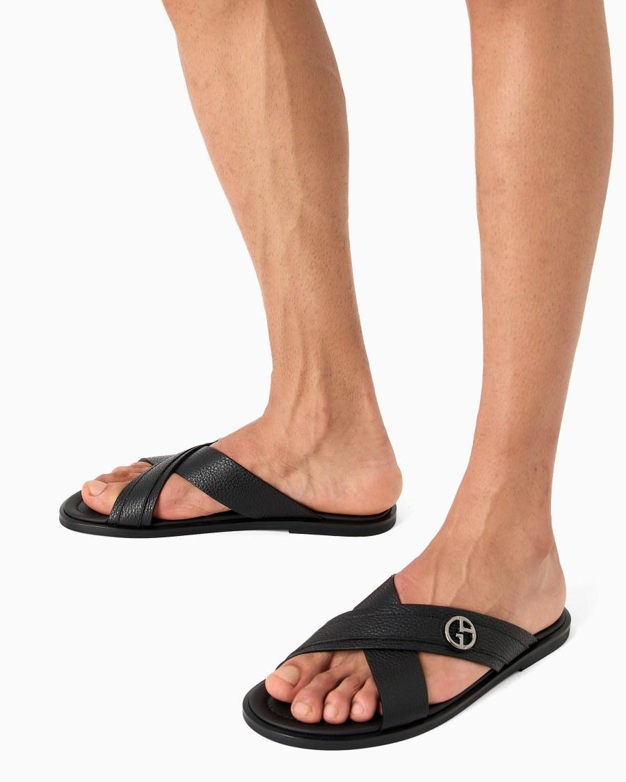 The world of armani SANDALI CROSS IN PELLE GRANATA Vendita