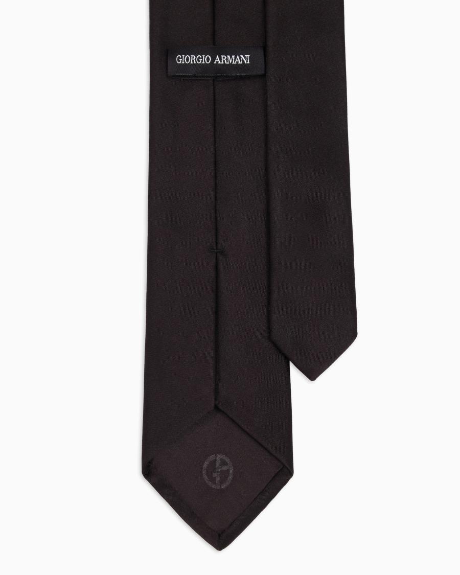 The world of armani CRAVATTA IN PURA SETA Convenienza