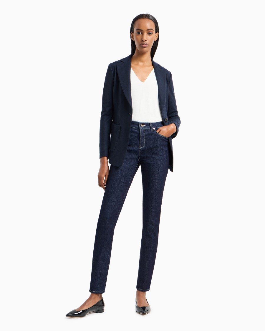 The world of armani TOP CON SCOLLO A V Acquista Ora
