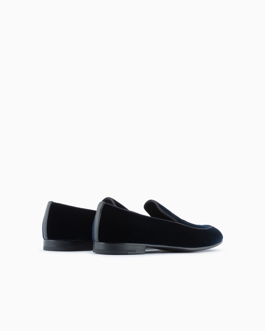 The world of armani MOCASSINI IN VELLUTO CON LOGO RICAMATO 2025