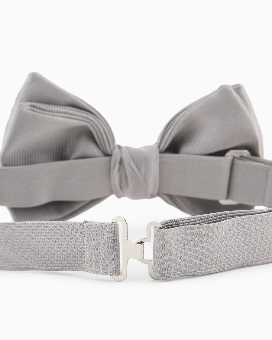 The world of armani PAPILLON ANNODATO IN PURA SETA Fino Al -60%