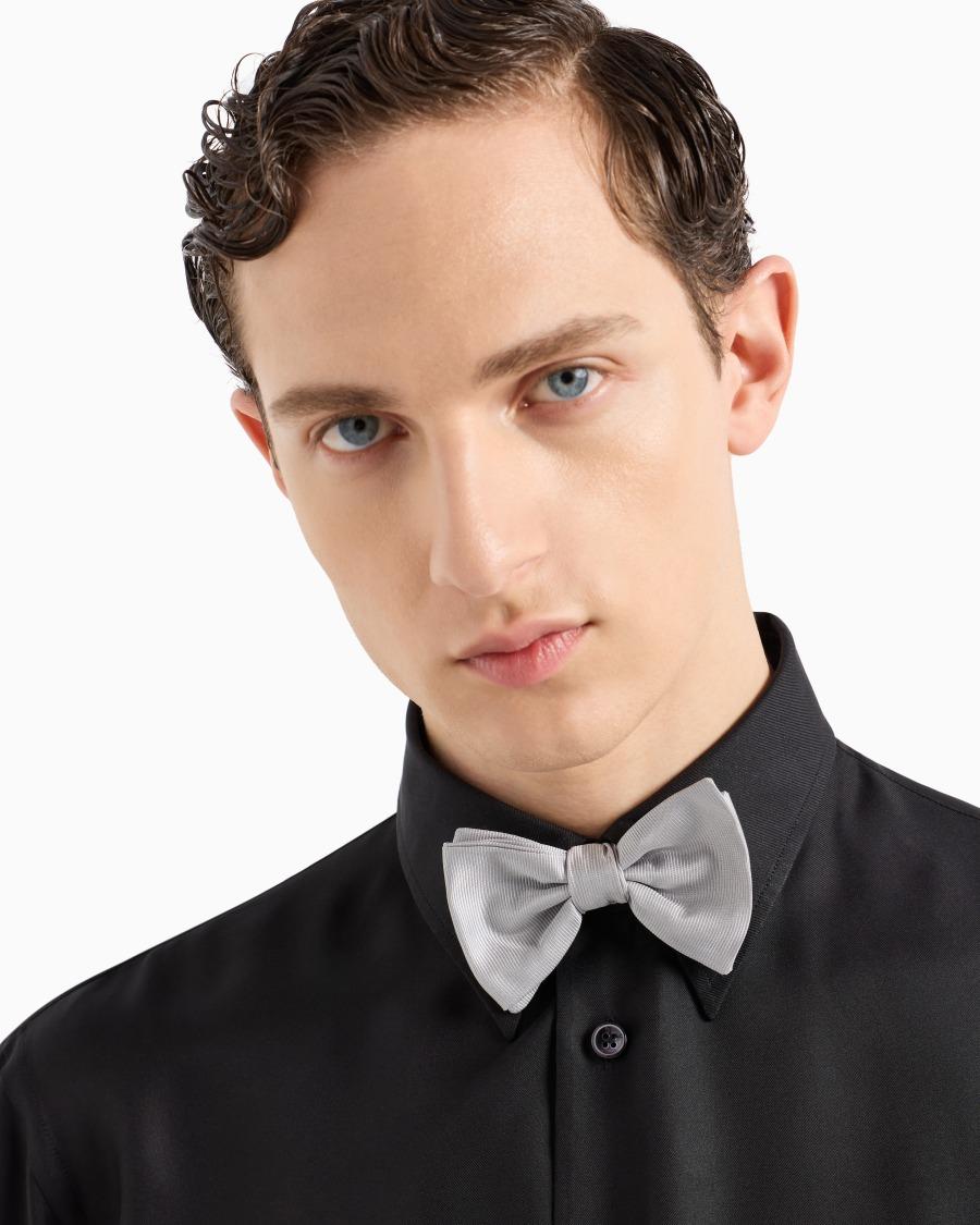 The world of armani PAPILLON ANNODATO IN PURA SETA Fino Al -60%
