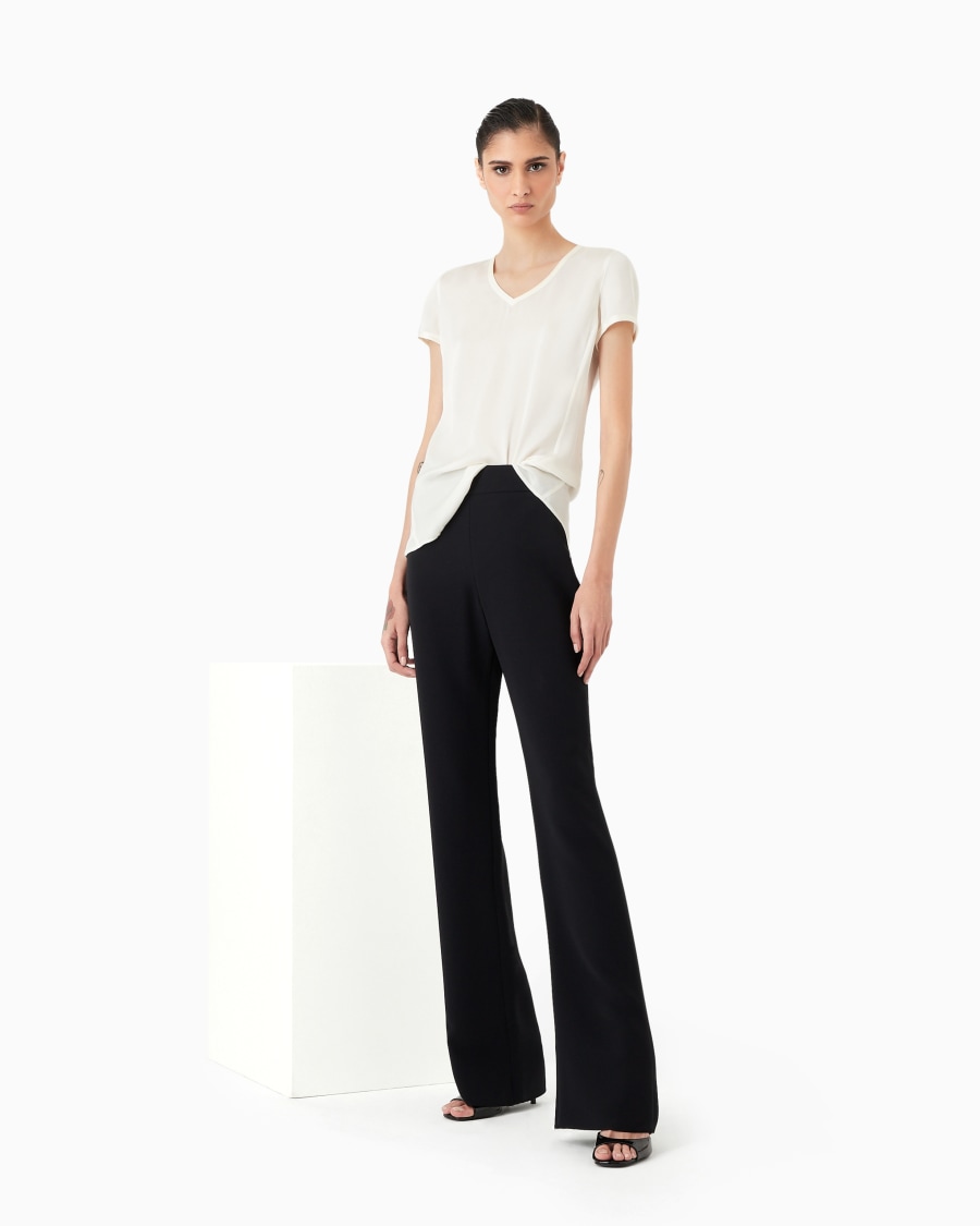 The world of armani BLUSA IN CHARMEUSE DI SETA CON SCOLLO A V Offerta esclusiva