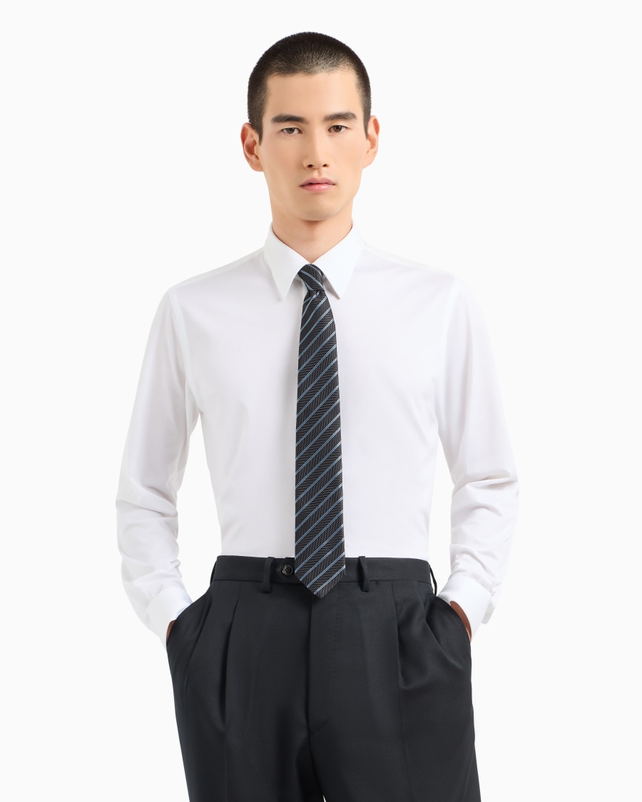 The world of armani CRAVATTA IN SETA JACQUARD REGIMENTAL Presa