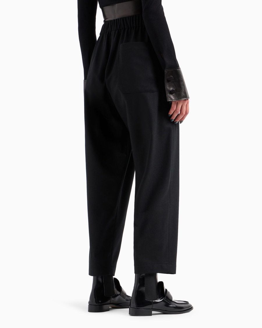 The world of armani PANTALONI MORBIDI IN FLANELLA LANA E CASHMERE Saldi