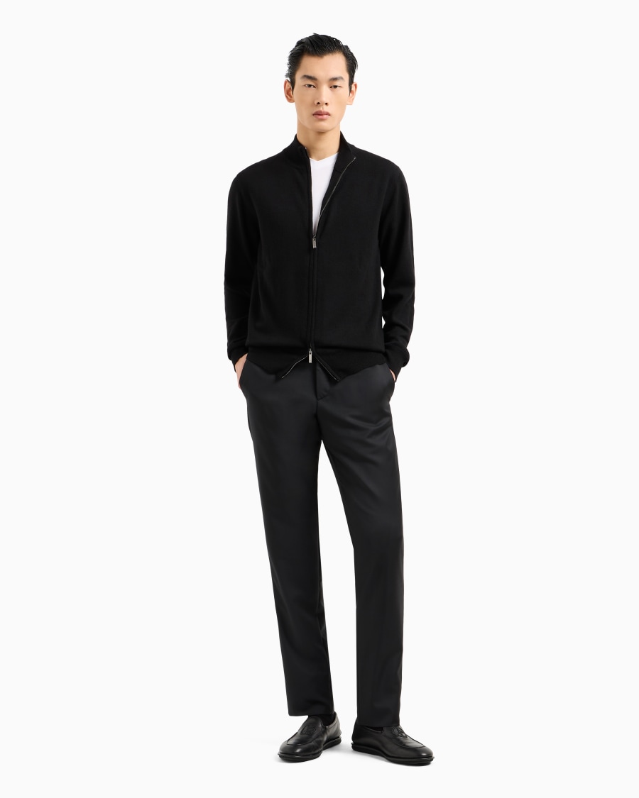The world of armani T-SHIRT CON SCOLLO A V ICON IN JERSEY DI VISCOSA STRETCH Outlet