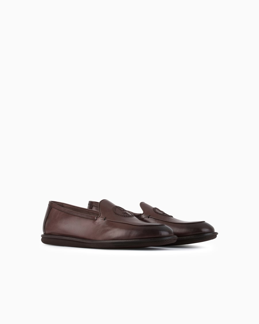 The world of armani MOCASSINI IN NAPPA VINTAGE CON LOGO RICAMATO 2025
