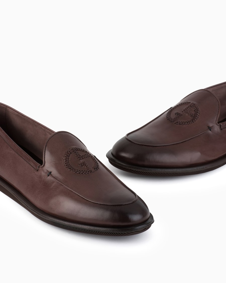 The world of armani MOCASSINI IN NAPPA VINTAGE CON LOGO RICAMATO 2025