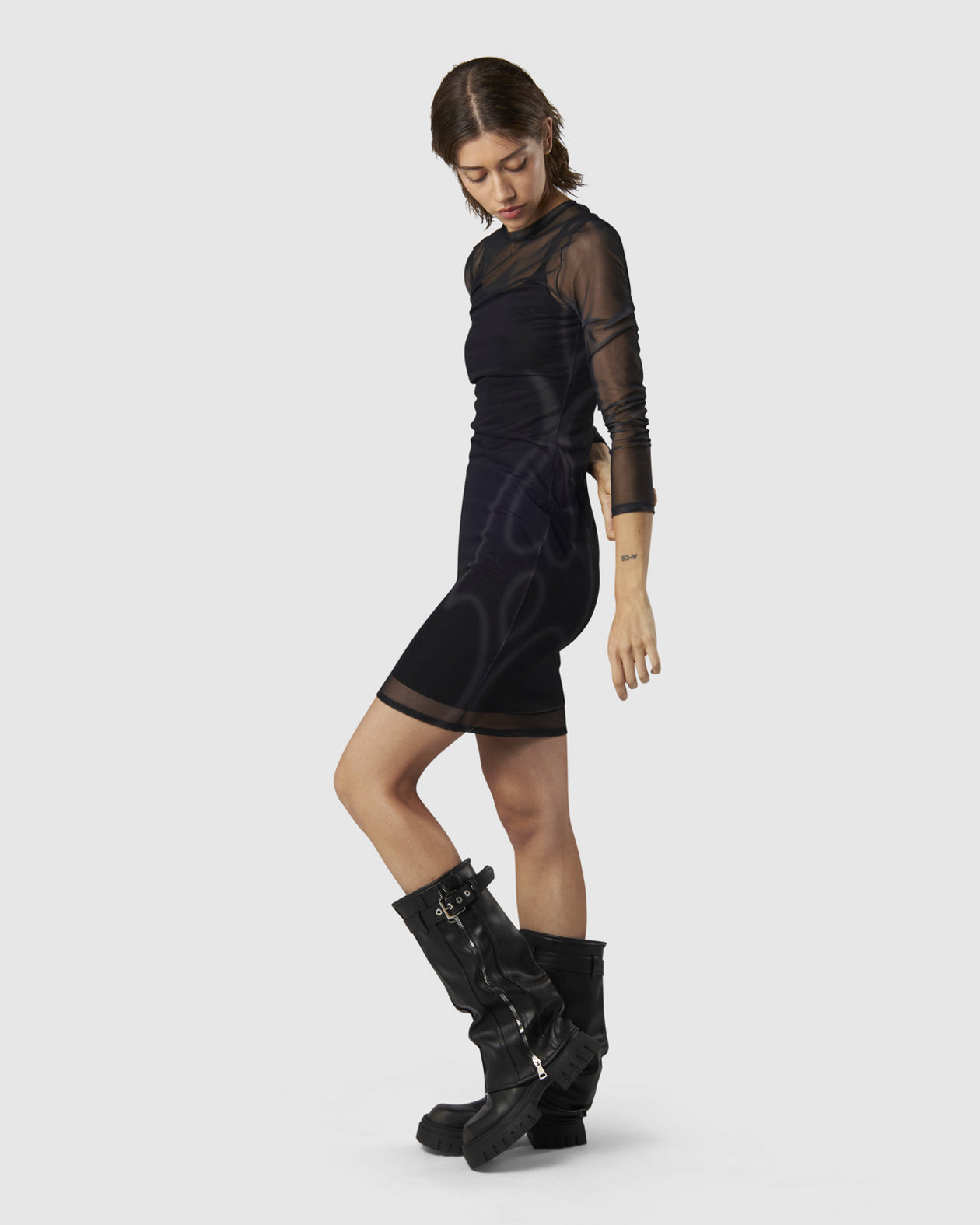 Vision Of Super BLACK DRESS WITH SAND TRIBAL FLAMES Presa